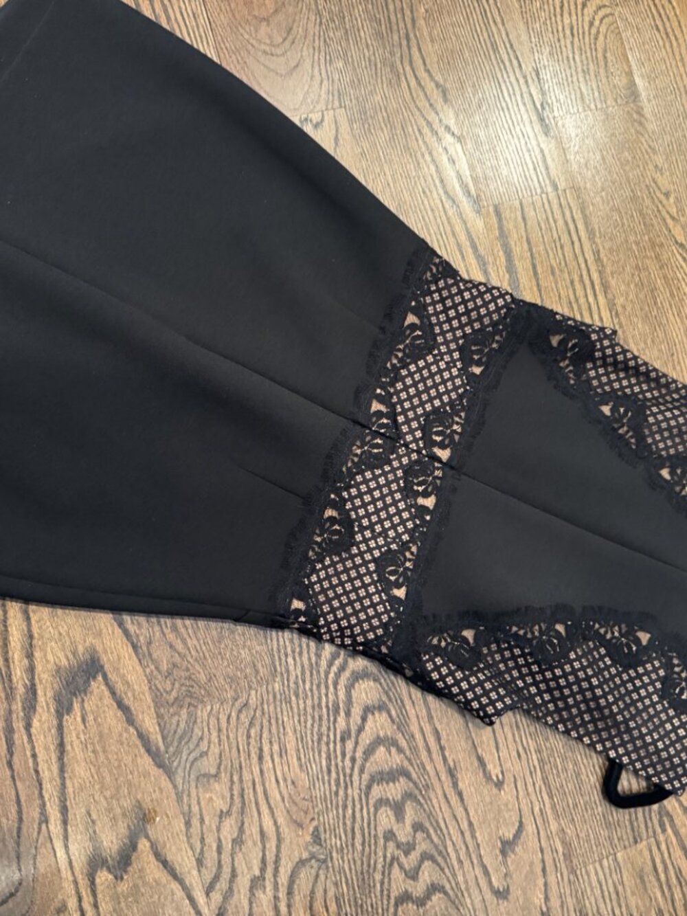 BLACK BCBG DRESS - Picture 4 of 4